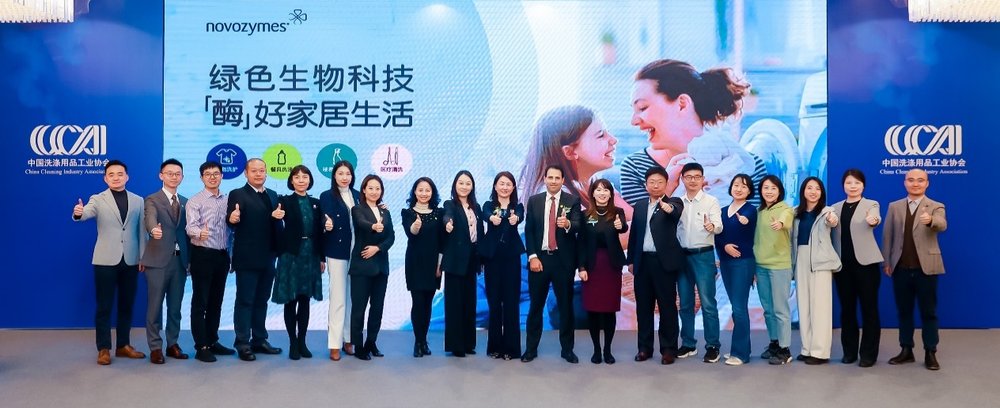 图片包含 游戏机

描述已自动生成