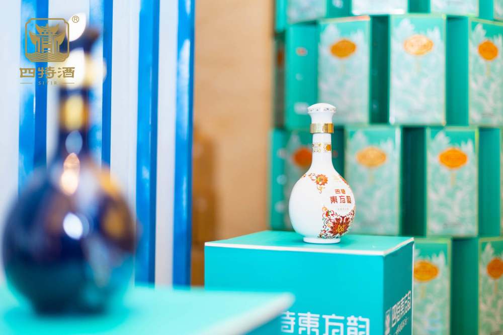 探秘丰富多彩的江西春节习俗，品味四特酒里的家乡味