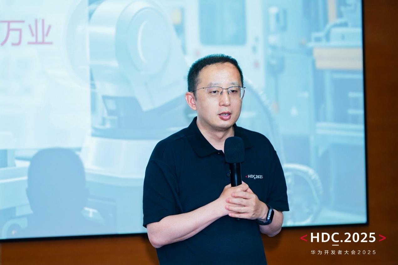 创原会圆桌成功举办，探索具身智能重塑工业生产力的实践路径