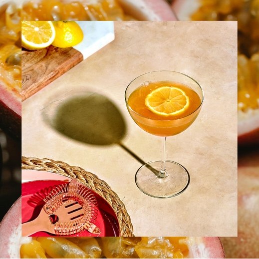 桌子上的各种食物 AI 生成的内容可能不正确。
