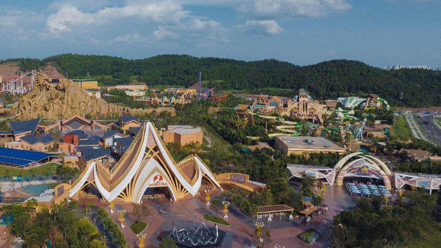 大门全景