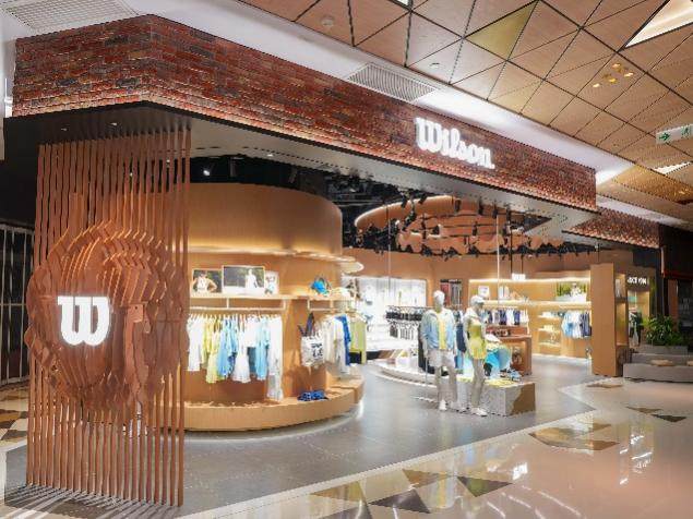 A store with a sign in the middle

AI-generated content may be incorrect.
